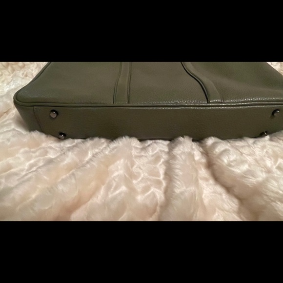 Men’s Pebbled Leather Metropolitan Slim Briefcase - Picture 4 of 7